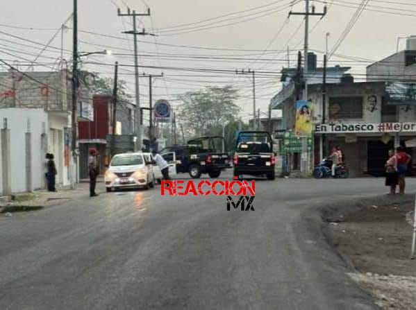 HALLAN CUERPO EMBOLSADO EN CHICHICAPA, COMALCALCO.