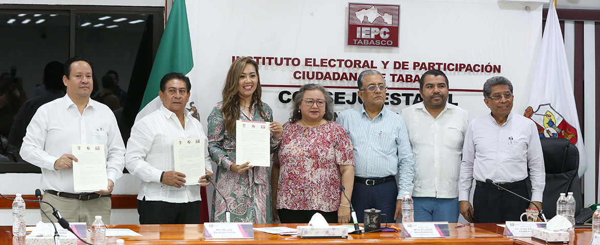 El IEPCT y la FGE firman convenio para el fortalecimiento de la cultura de la denuncia y defensa del voto.