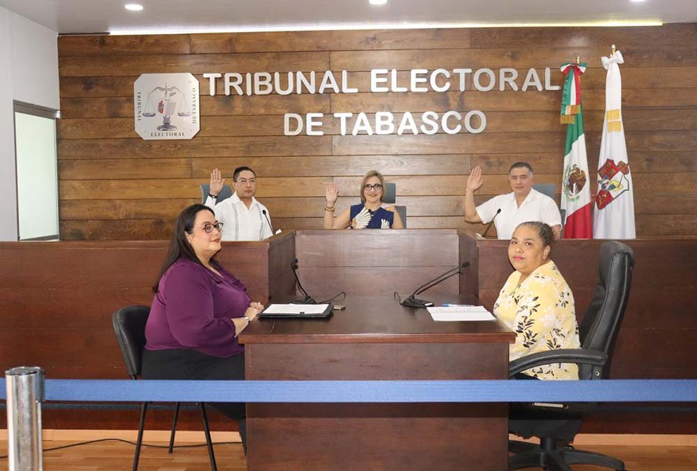 Queja presentada por el PAN contra Javier May es desechada por el TET.