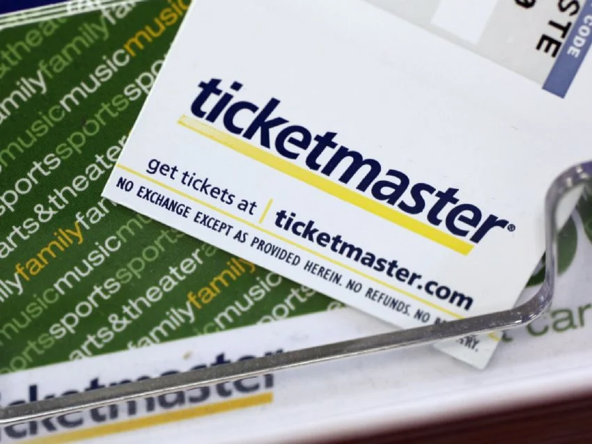 Dan 48 horas a Ticketmaster para suspender la negativa a reembolso de boletos por cancelación de artistas en festivales.