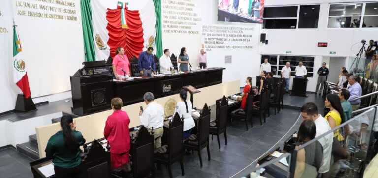 ADELANTAN QUE SERÁ UN HOMBRE EL PRÓXIMO COORDINADOR PARLAMENTARIO DE MORENA.