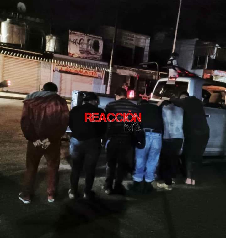 TRAS OPERATIVO DETIENEN A 6 SUJETOS Y 1 MUJER EN PLAYAS DEL ROSARIO.