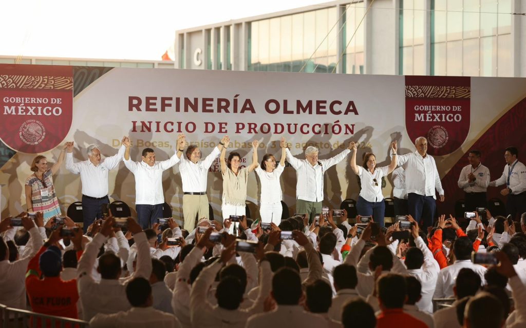 AFIRMA JAVIER MAY QUE PRODUCCIÓN DE LA REFINERÍA FORTALECE LA DIGNIDAD DEL PAÍS.