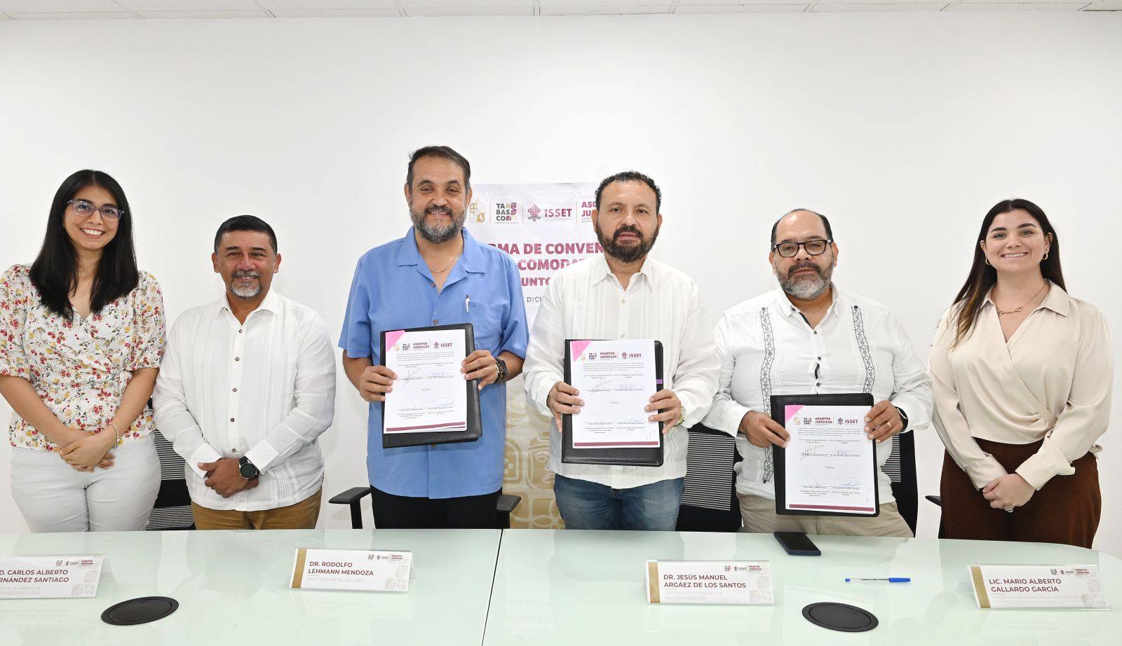 Otorga ISSET en comodato un edificio a la Coordinación General de Asuntos Jurídicos del Gobierno del Estado.