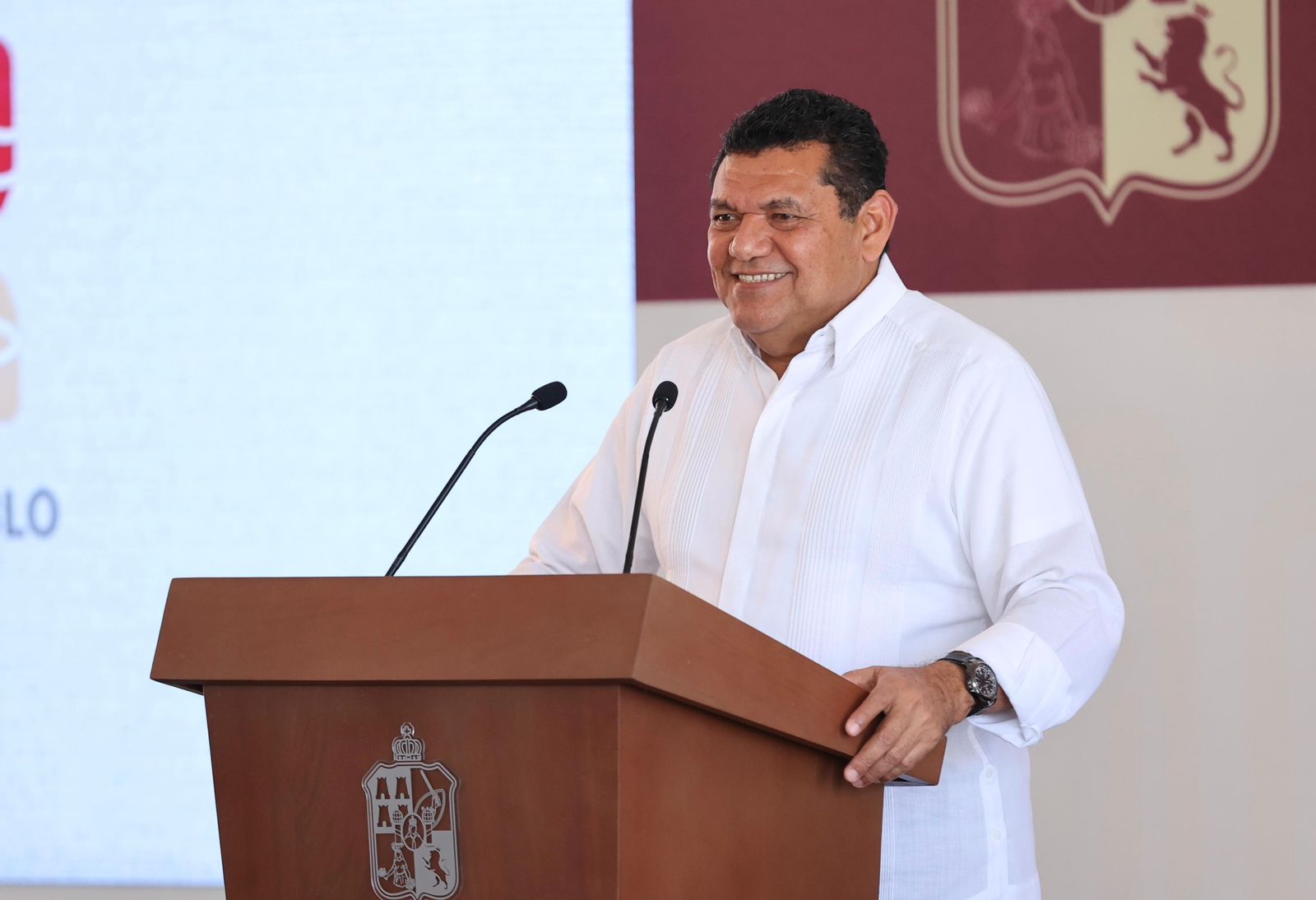 Construcción de vivienda y grandes obras, reactivarán empleo y economía en Tabasco: Javier May.