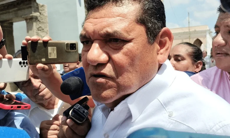 Confirman asistencia Javier May, al informe de los 100 días de gobierno de la presidenta Claudia Sheinbaum.