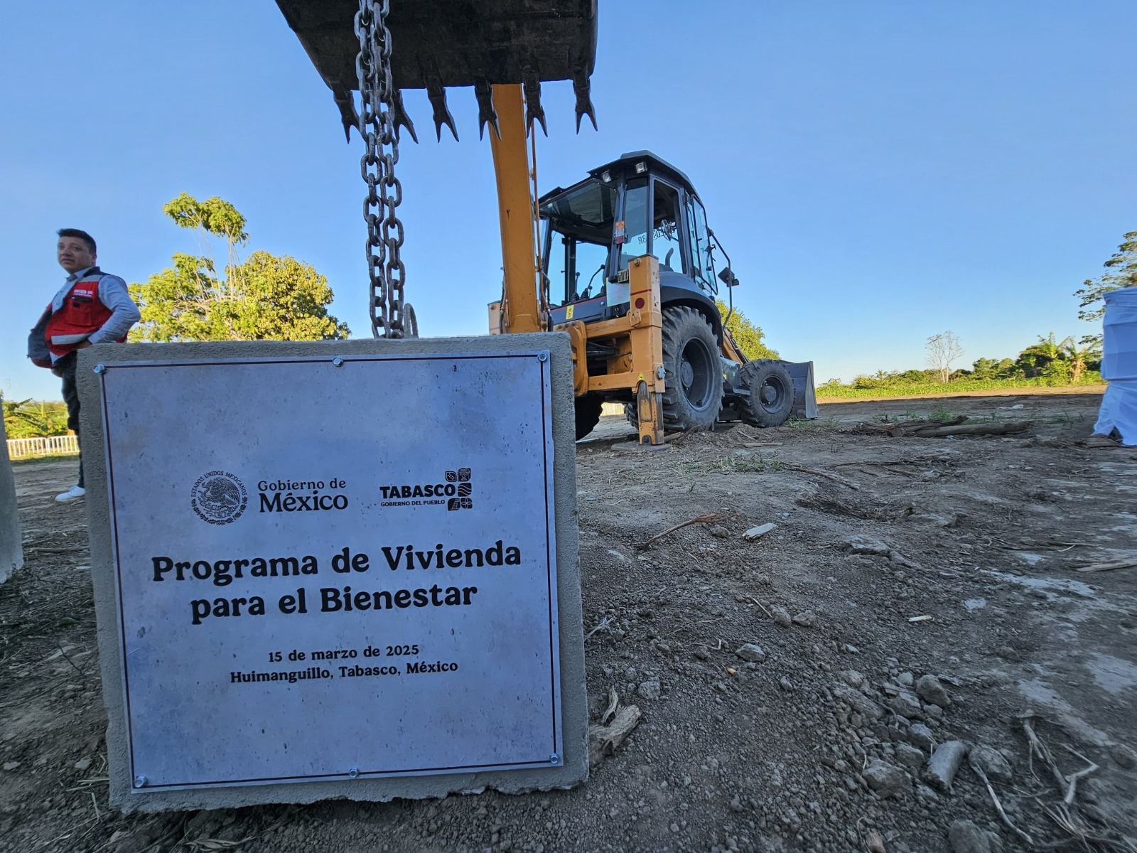 Los beneficio serán para todos, coinciden testigos de la colocación de primera piedra del histórico proyecto: casas del Bienestar.