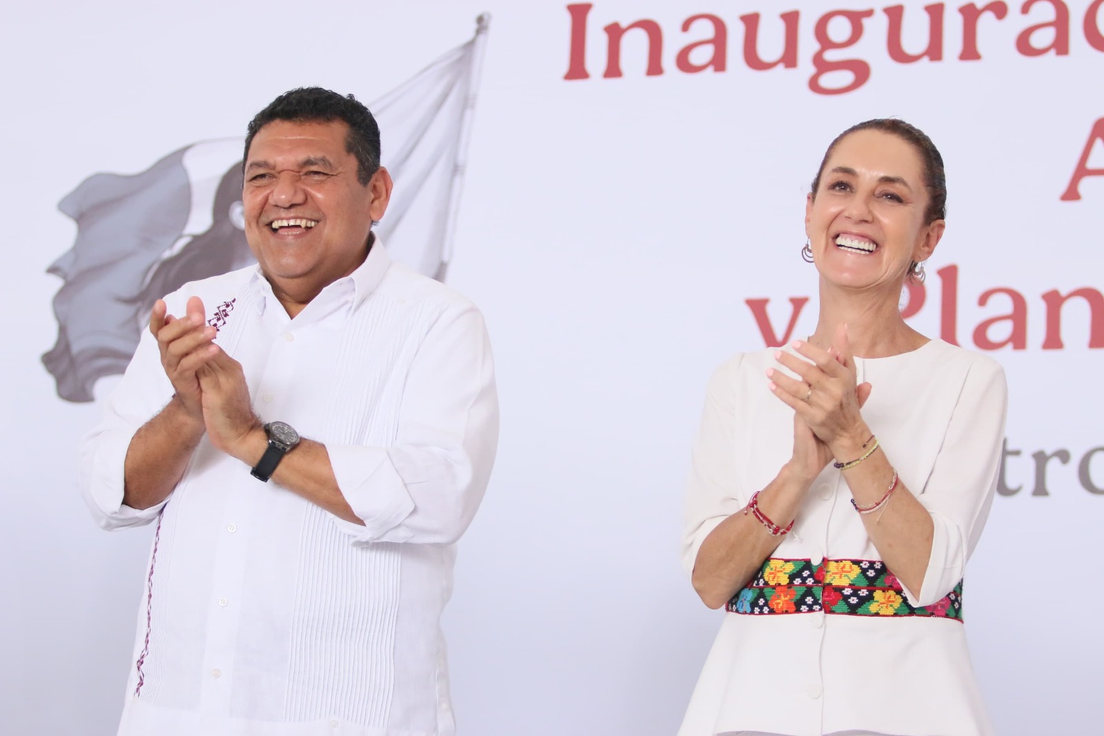 Reforzamiento de la seguridad deja una disminución de homicidios en Centro; evalúan el Gobernador Javier May y la Presidenta Claudia Sheinbaum estrategia por la paz.