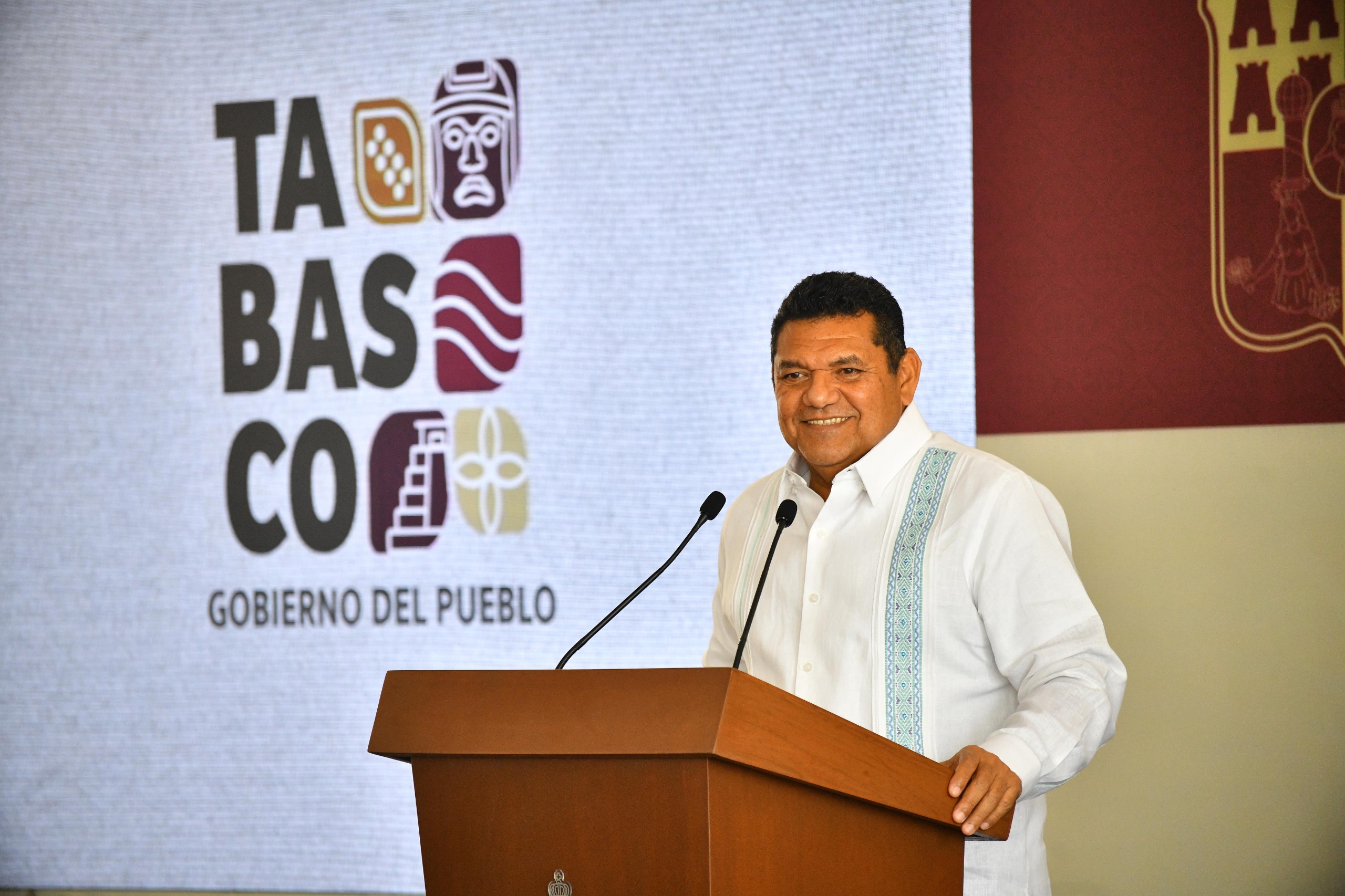 Tabasco cuenta con grandes atractivos para visitar en vacaciones, destaca Gobernador Javier May al invitar a disfrutarlos en orden y con responsabilidad.