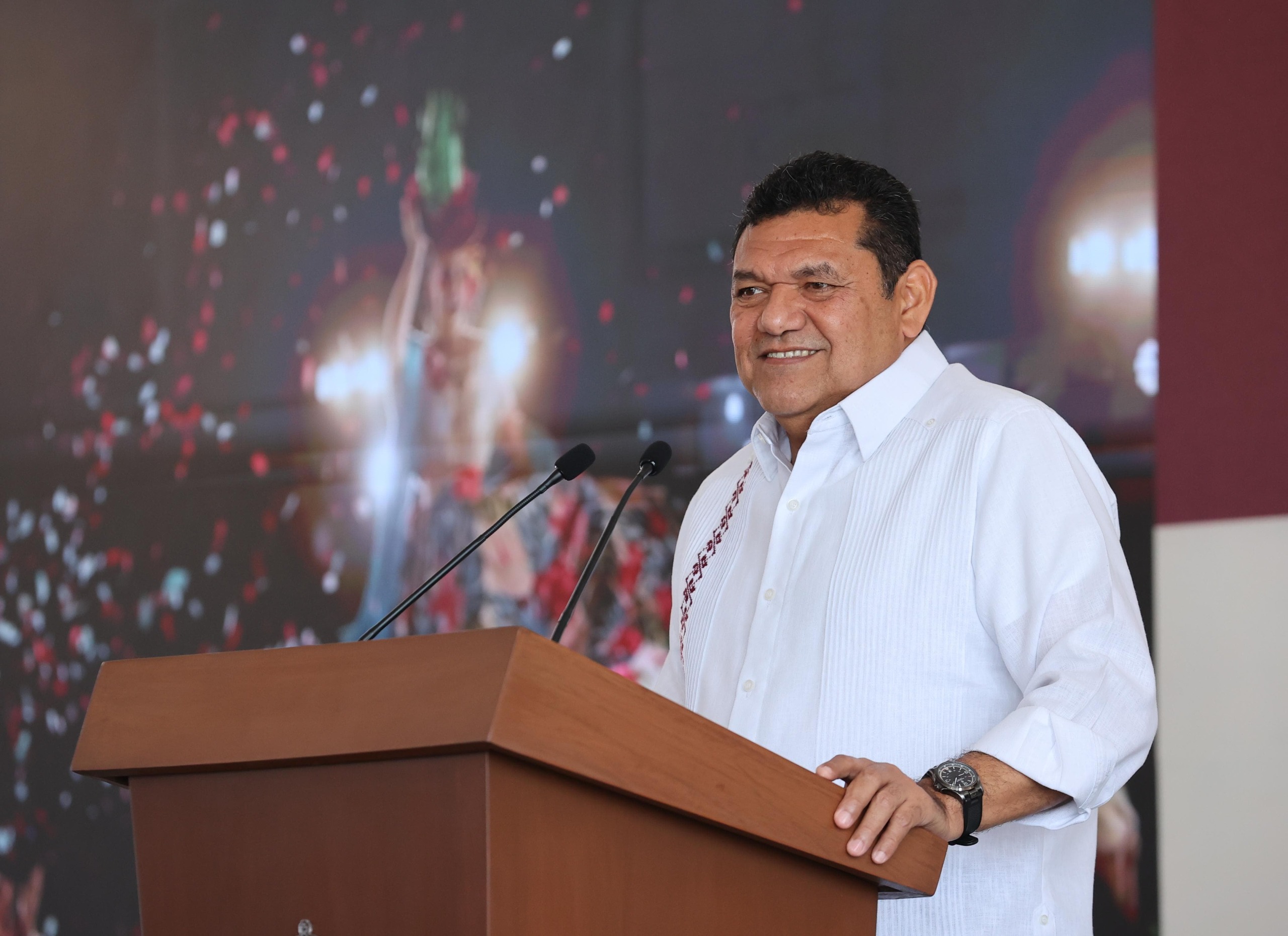 La Fiesta del Pueblo es diversión, pero también ejemplo de nuestra cultura; más de 600 mil disfrutaron del Desfile de Carros Alegóricos.