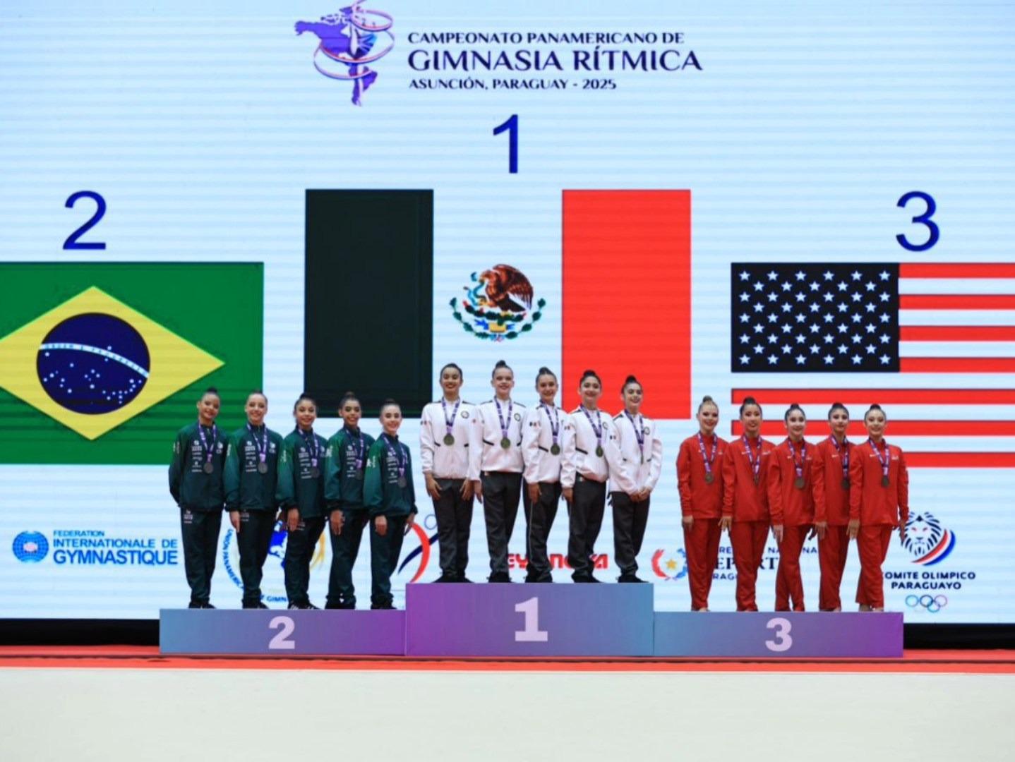 Fernanda del Puerto junto al Equipo Nacional logra oro en Panamericano.