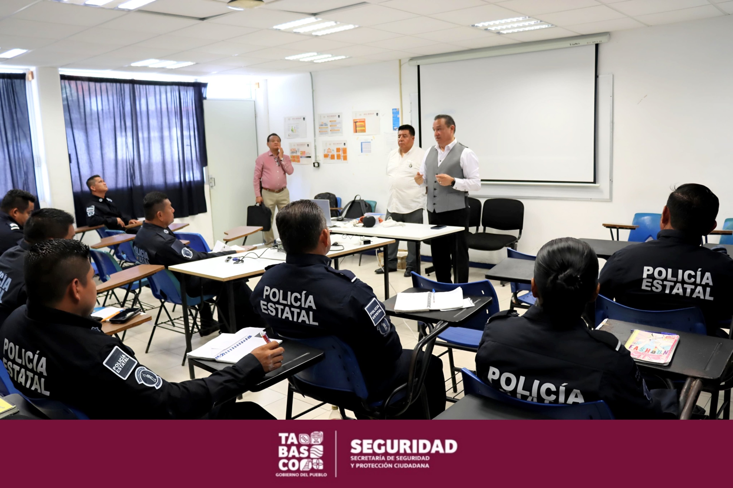 Reciben Policías Estatales capacitación sobre Procesamiento en el Lugar de Intervención.