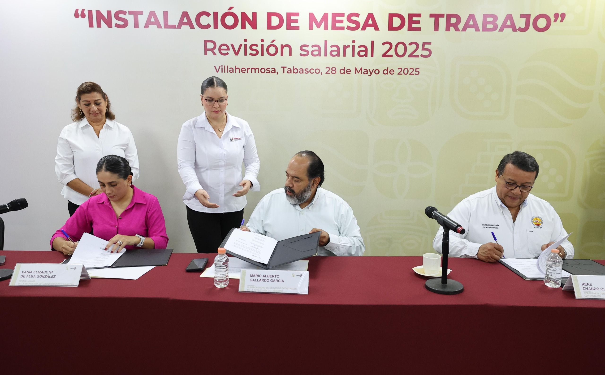 Instalan Gobierno del Estado y SUTSET mesa de revisión salarial 2025.