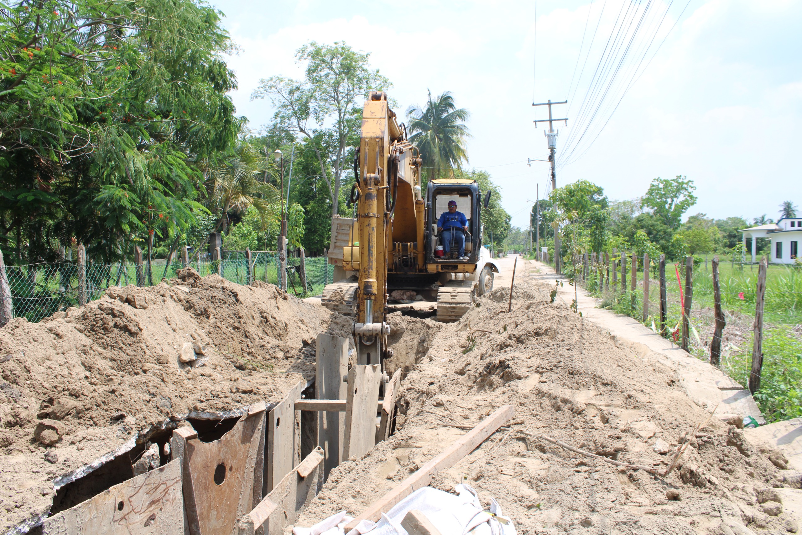Avanza la CEAS la rehabilitación de la Planta de Tratamiento de Aguas Residuales de la Villa Jalupa, Jalpa de Méndez.