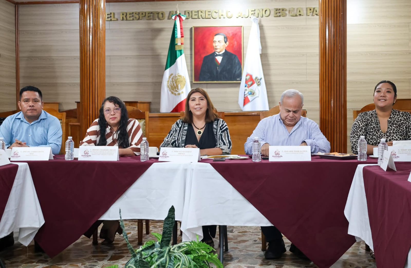 Alcaldesa Mari Luz Velázquez Jiménez reafirma su compromiso con la transparencia y la rendición de cuentas.