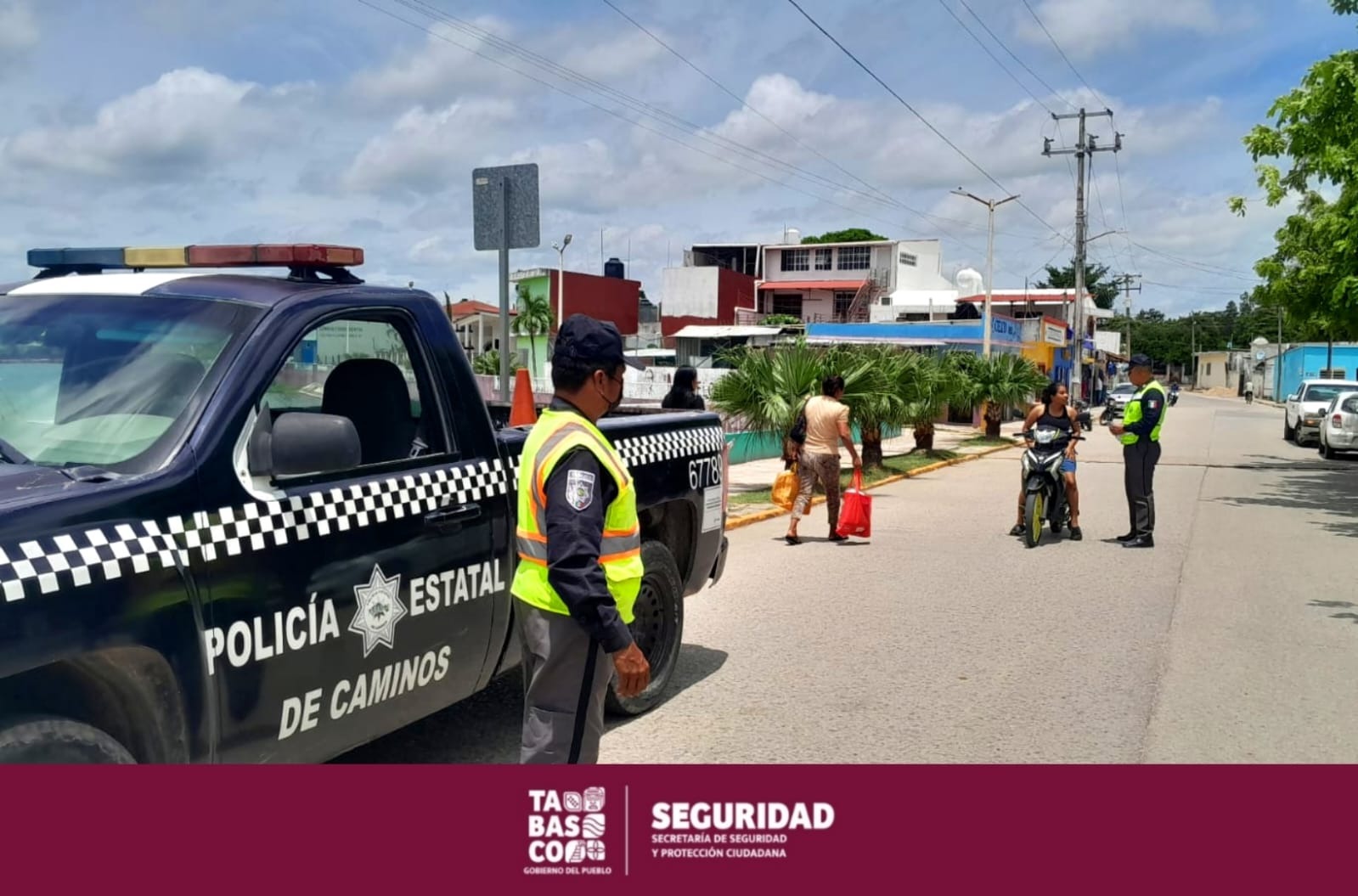Policía Estatal de Caminos y Destacamentos municipales realizan Campaña de Concientización en Balancán para la Prevención de Accidentes.
