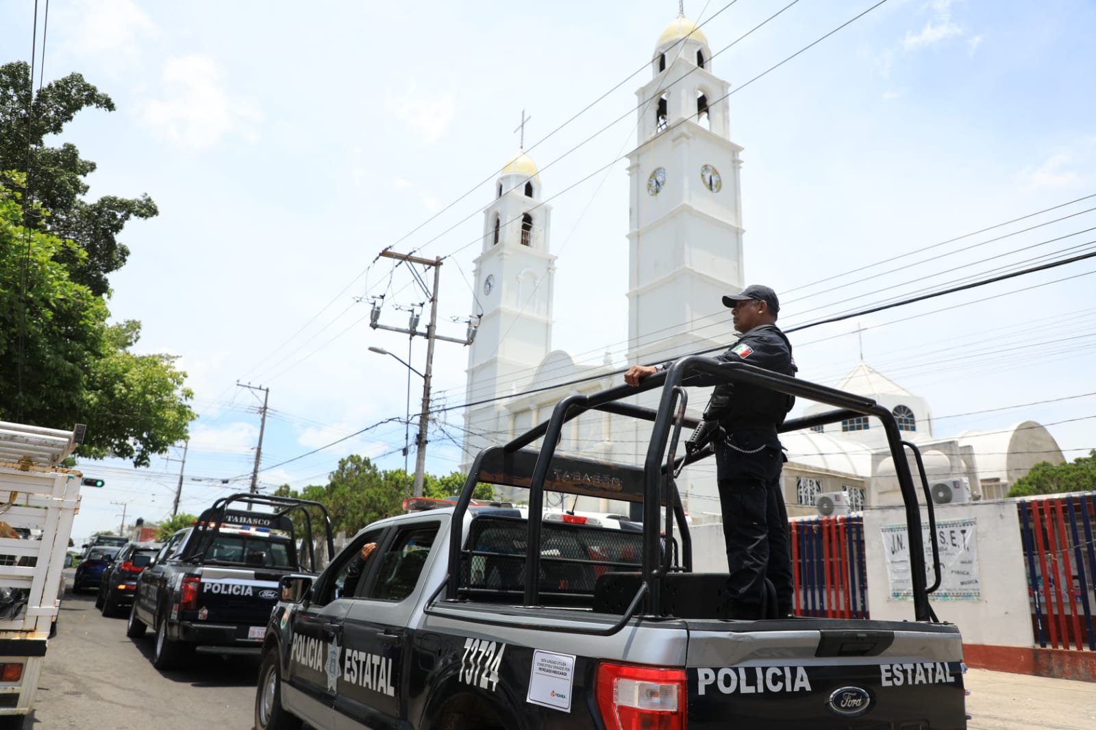 Mantienen fuerzas de seguridad recorridos de vigilancia por planteles educativos y colonias populares, para disuadir el delito y continuar con Cero Impunidad.