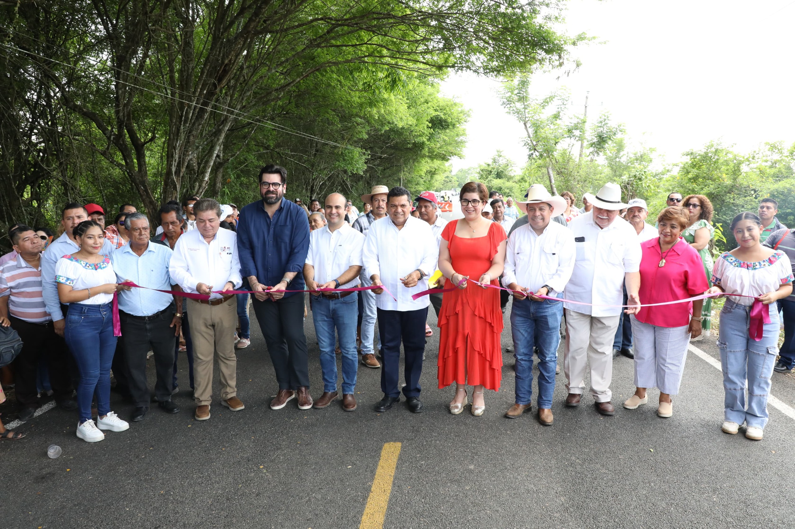 Gobierno del Estado invierte más de 17.5 mdp en obras para mejorar condiciones de vida e impulsar desarrollo de Teapa.