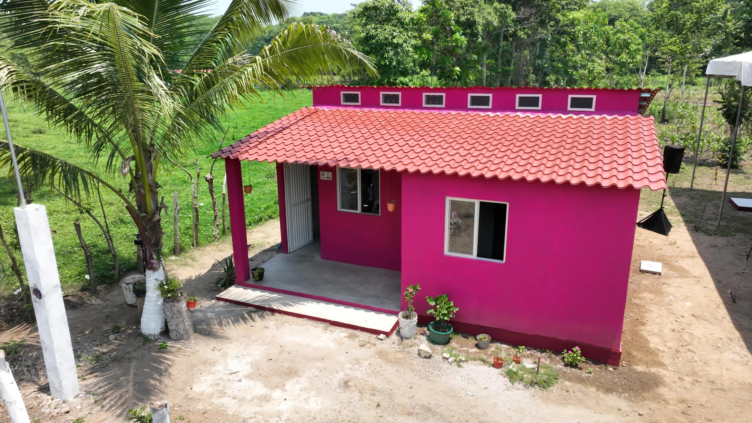 Crece a 84 mil acciones en seis años meta del Programa Vivienda del Bienestar en beneficio de la población tabasqueña: Javier May.