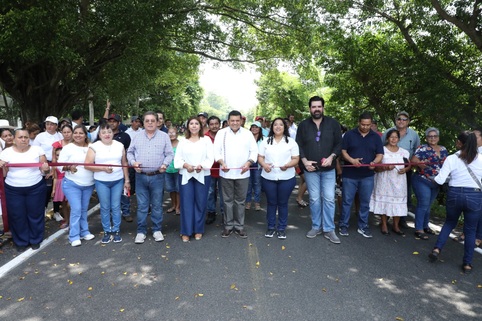 Gobierno del Estado invierte 200 mdp en obra pública e iniciará construcción del Tren Estación Chontalpa-Dos Bocas para impulsar desarrollo de Huimanguillo.