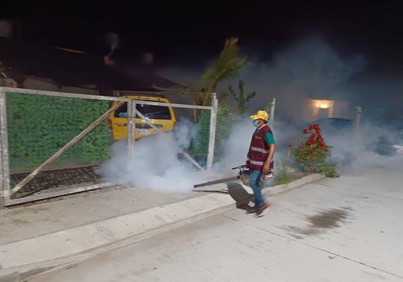 Acciones preventivas mantienen a la baja casos y defunciones por dengue en Tabasco.