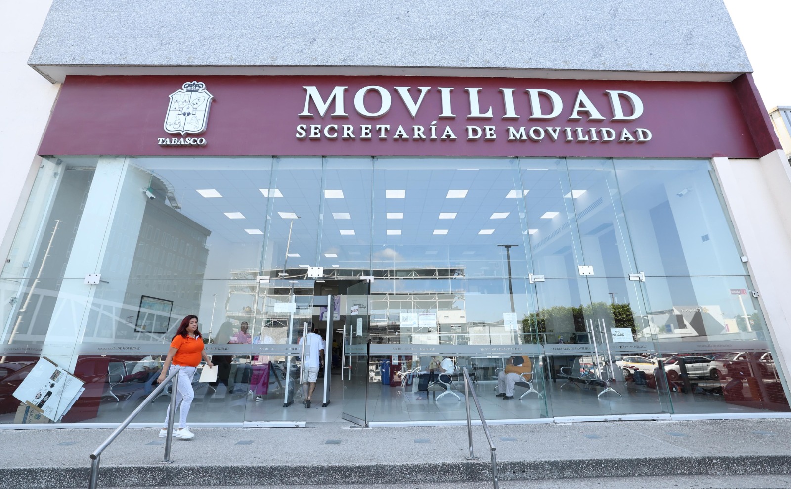 Aclara Semovi que paro de actividades de la empresa Transmetropolitano del pasado lunes obedeció a conflicto interno; Gobierno del Estado actúa como interlocutor para el diálogo.