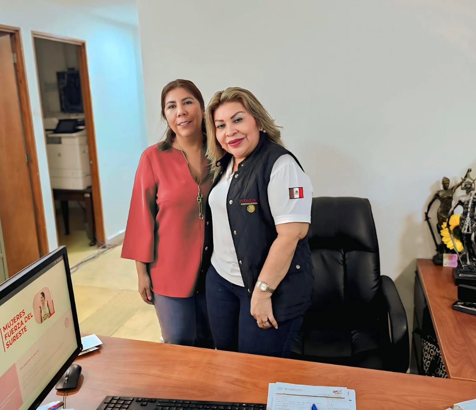 Alcaldesa de Huimanguillo y la delegada de Economía en Tabasco se reúnen para sumar esfuerzos en beneficio del municipio.