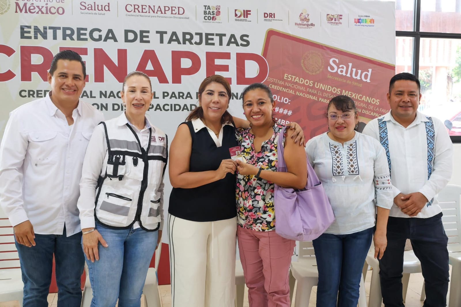 Huimanguillo avanza en inclusión con entrega de credenciales CRENAPED.