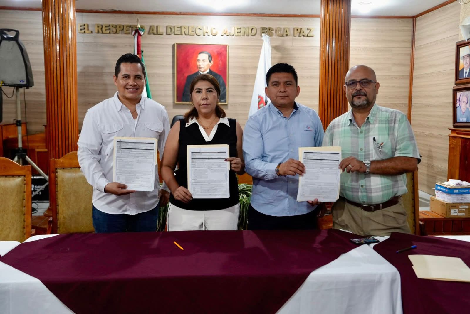 Ayuntamiento de Huimanguillo y Grupo ADO firman convenio de colaboración para brindar apoyo a personas en situación de vulnerabilidad.