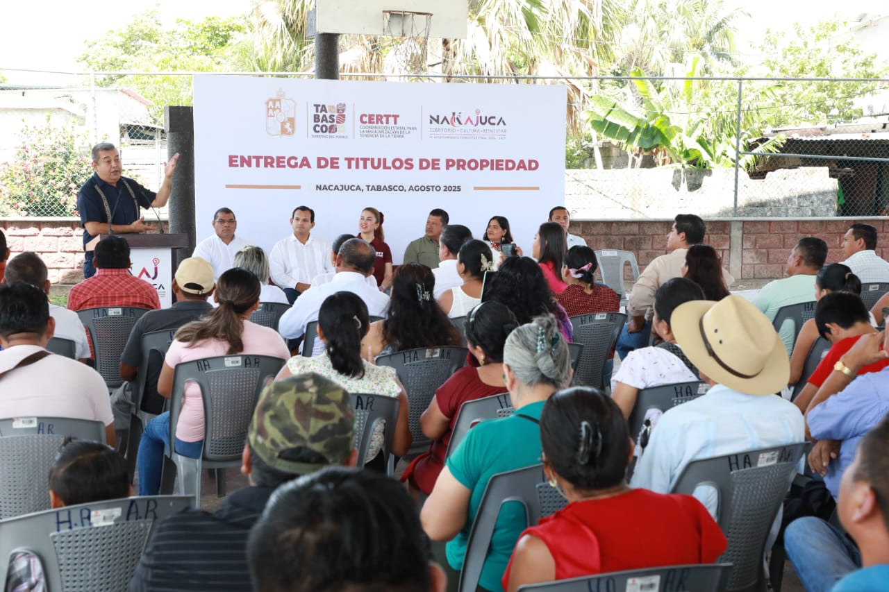 Entrega la CERTT títulos de propiedad en Nacajuca; cumplen anhelo de más de 310 habitantes de Tapotzingo.