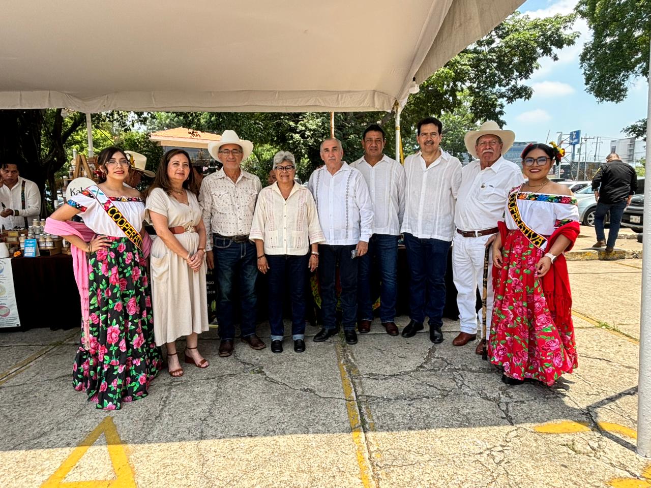 Tabasco tiene un gobernador que, como nunca antes, camina de la mano con los productores: Luisa Cámara Cabrales.