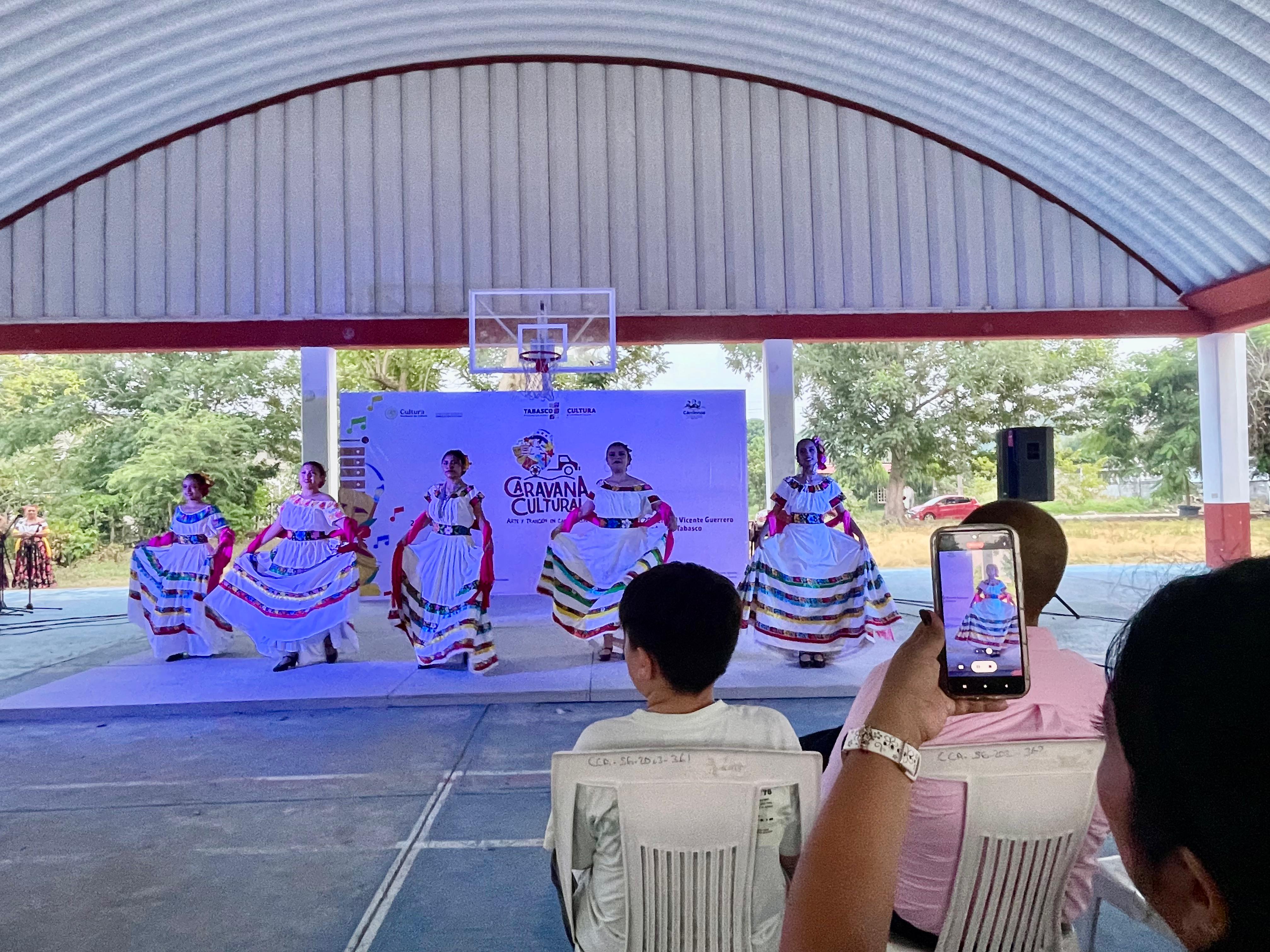 ¡Tradición y alegría en Cárdenas! Llega la Caravana Cultural al poblado C-29.