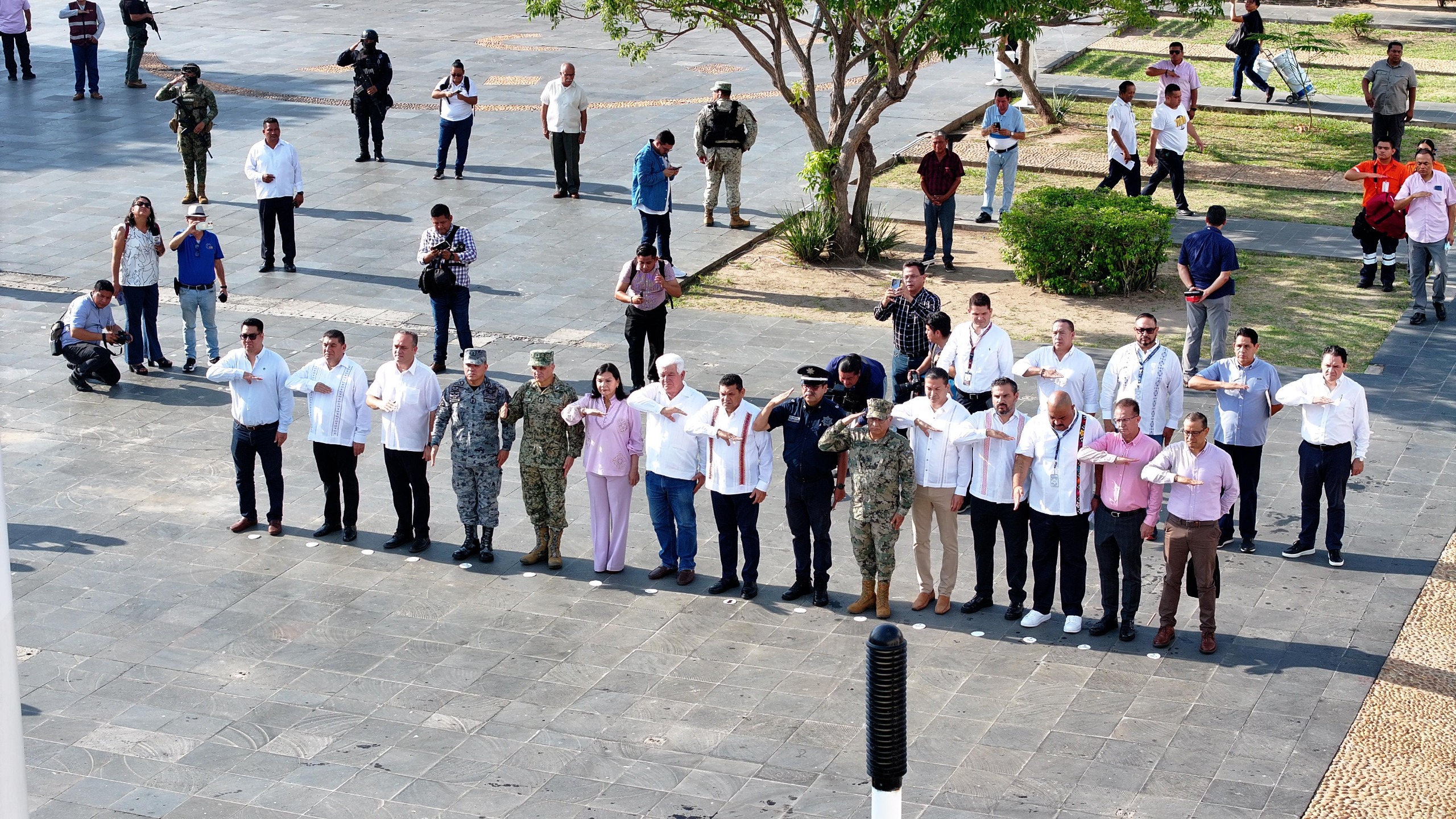 Conmemoran el Día Internacional de la Mujer Indígena y con motivo del decreto expedido por la presidenta Claudia Sheinbaum Pardo, para declarar 2025 como el «Año de la Mujer Indígena».