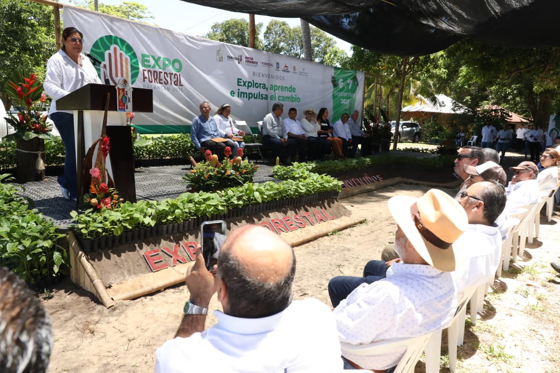 Con hechos y trabajo, Tabasco reafirma su liderazgo nacional en reforestación y la sustentabilidad, destaca Javier May al inaugurar la Expo Forestal 2025.