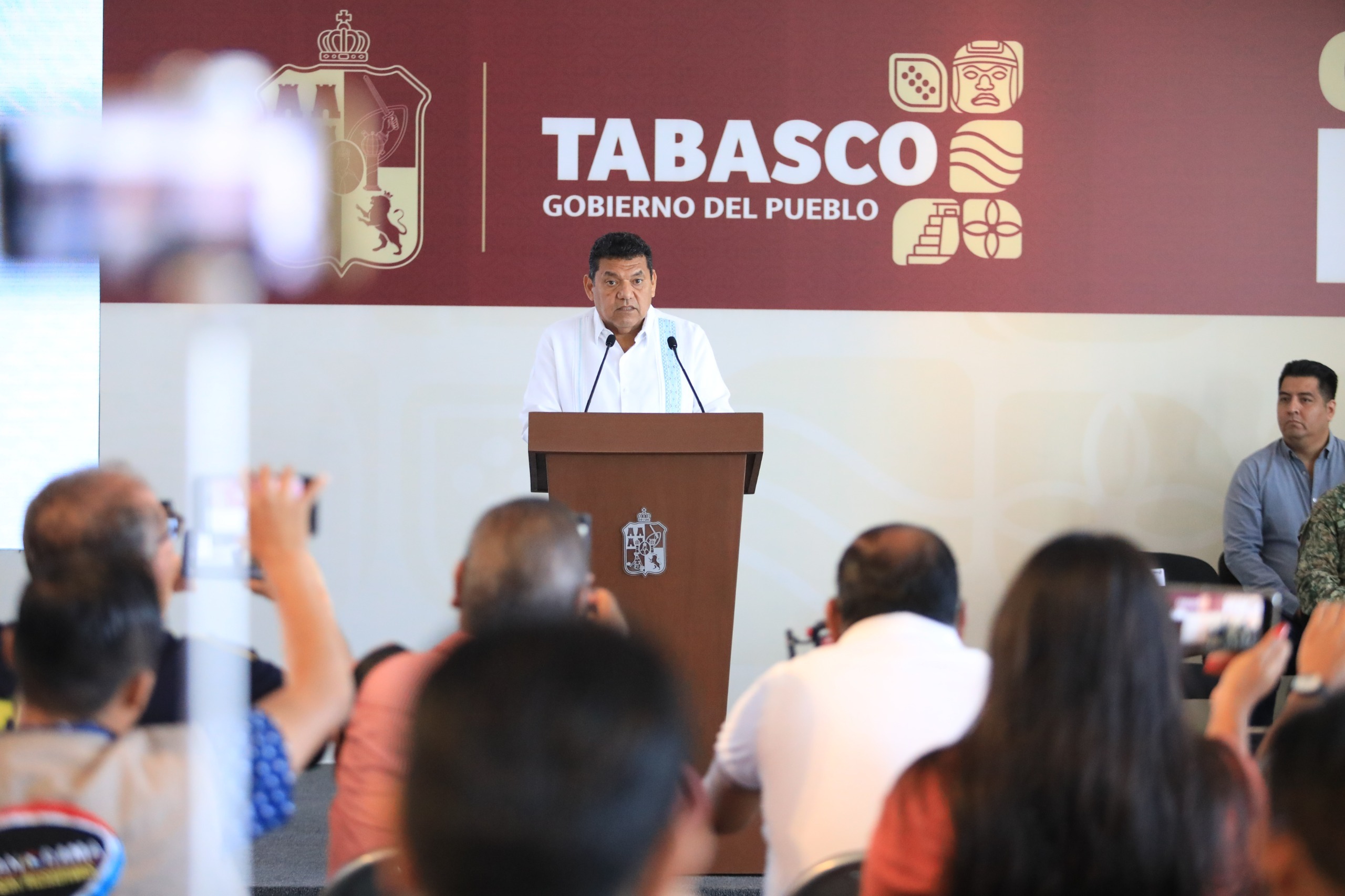 Invita el Gobernador Javier May a las y los tabasqueños a celebrar las fiestas patrias y el Grito de Independencia.