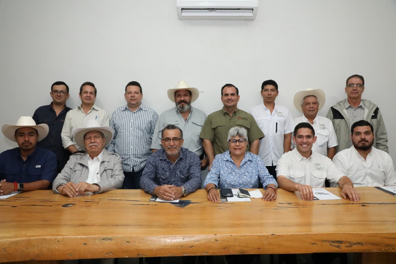 SEDAP y Cárnicos Fricetab analizan propuestas para fortalecer la operación del rastro TIF en Tabasco.