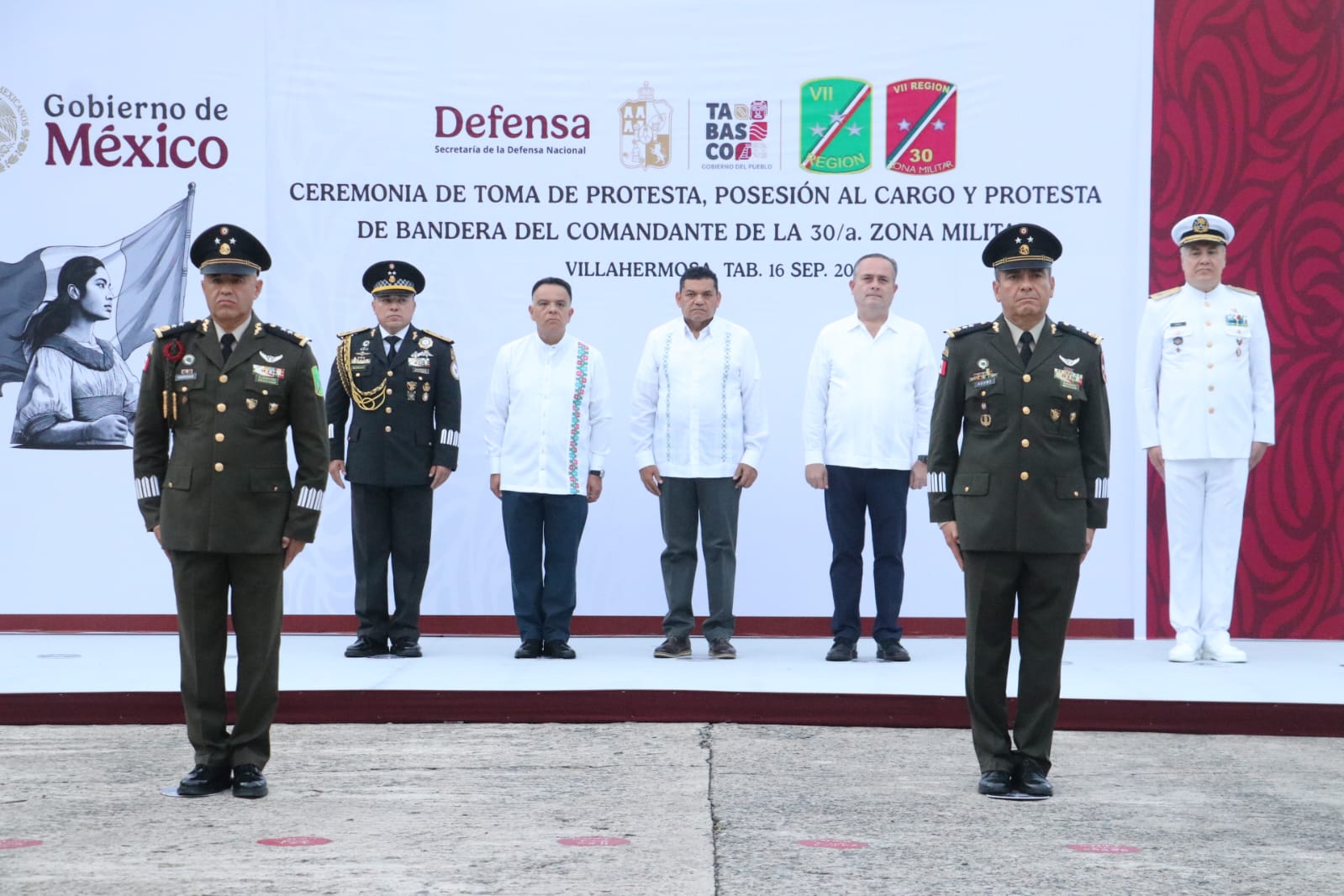 Presencia Gobernador toma de protesta del General Jesús Alejandro Adame Cabrera como nuevo mando de la 30ª Zona Militar.