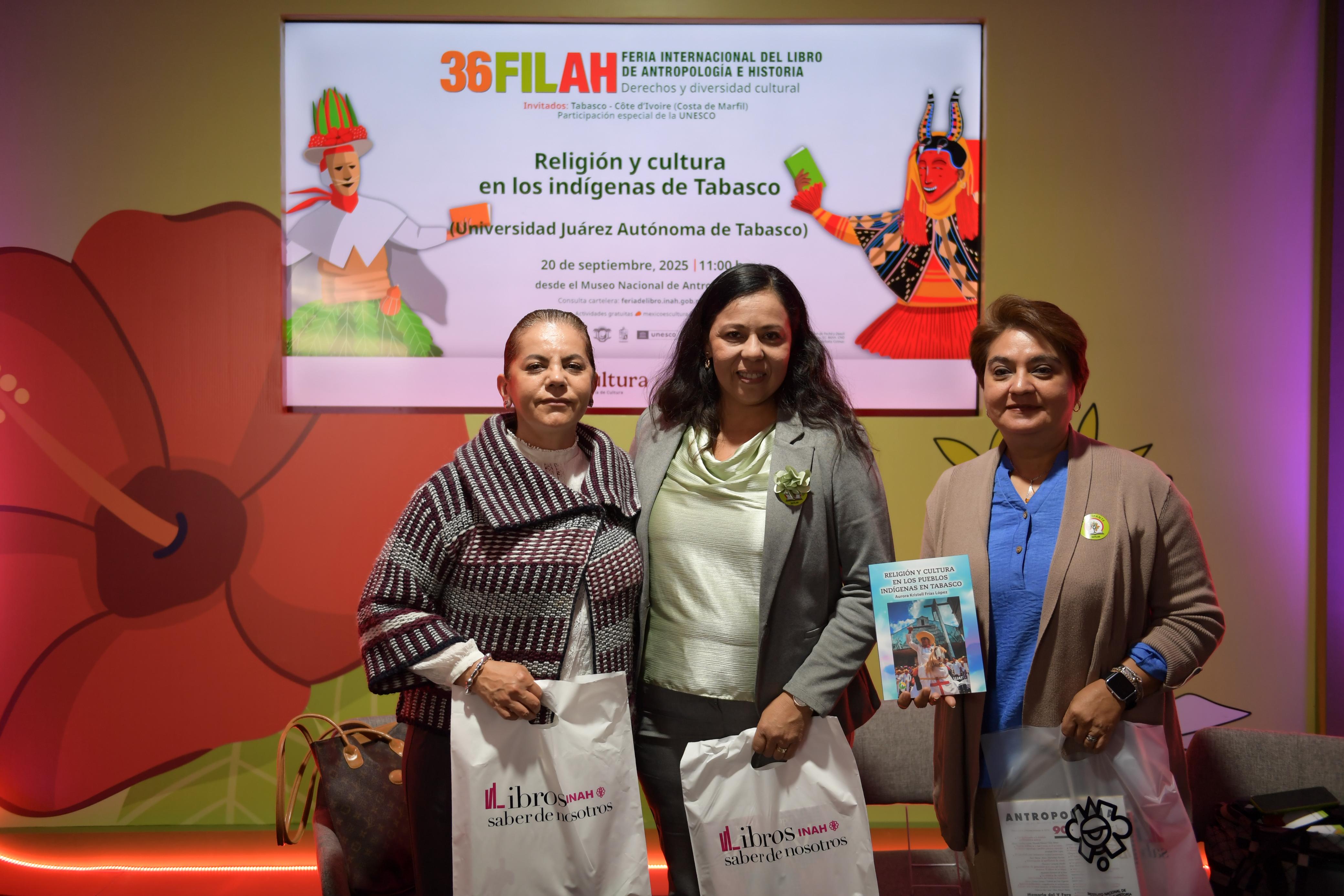 Tabasco enaltece su identidad en el tercer día de la 36ª FILAH.