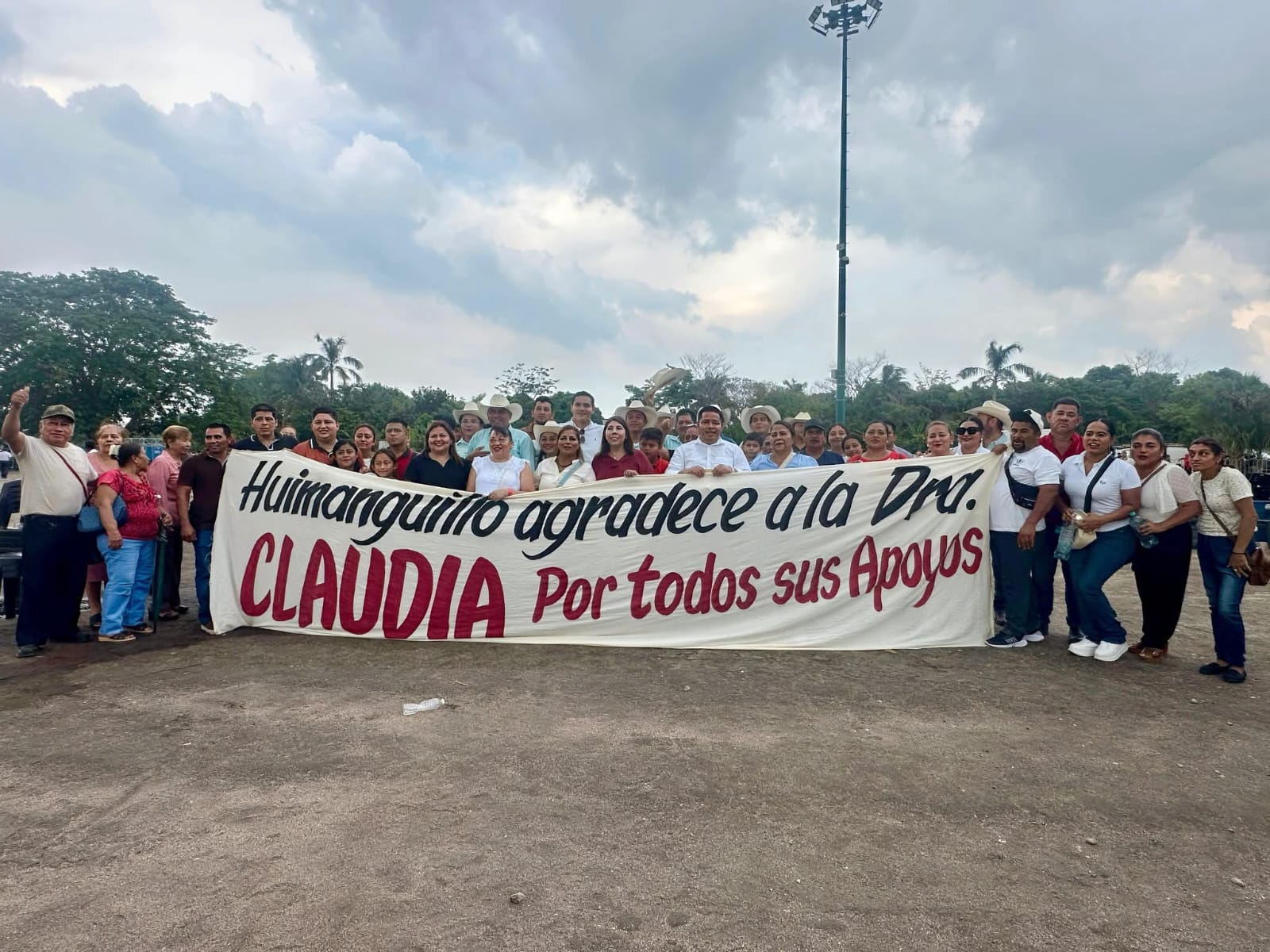 Mari Luz Velázquez Jiménez reconoce respaldo de Claudia Sheinbaum al desarrollo de Huimanguillo.