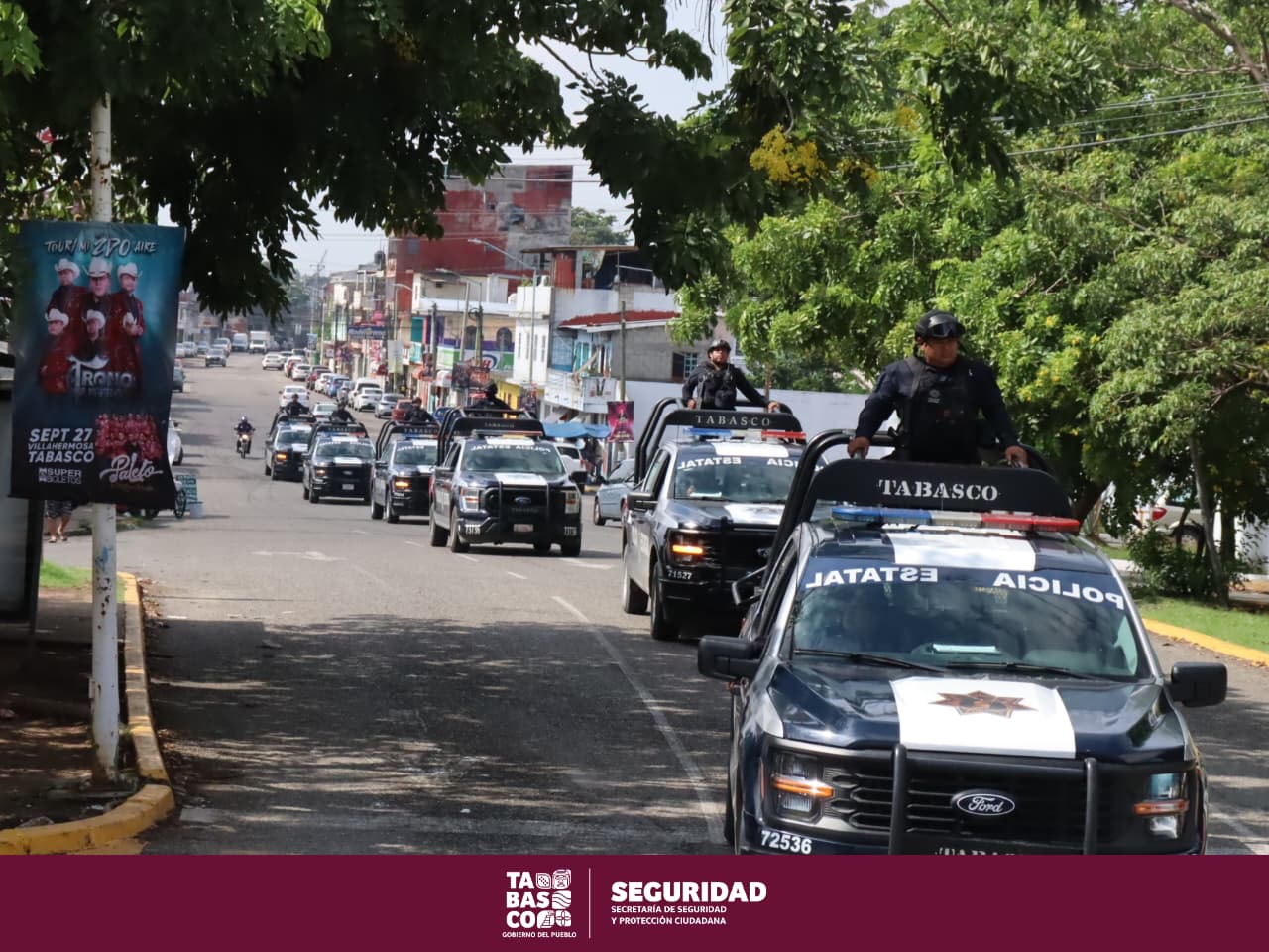 Elementos de la SSPC realizan recorridos de vigilancia y proximidad social en mercados y espacios públicos de Villahermosa.