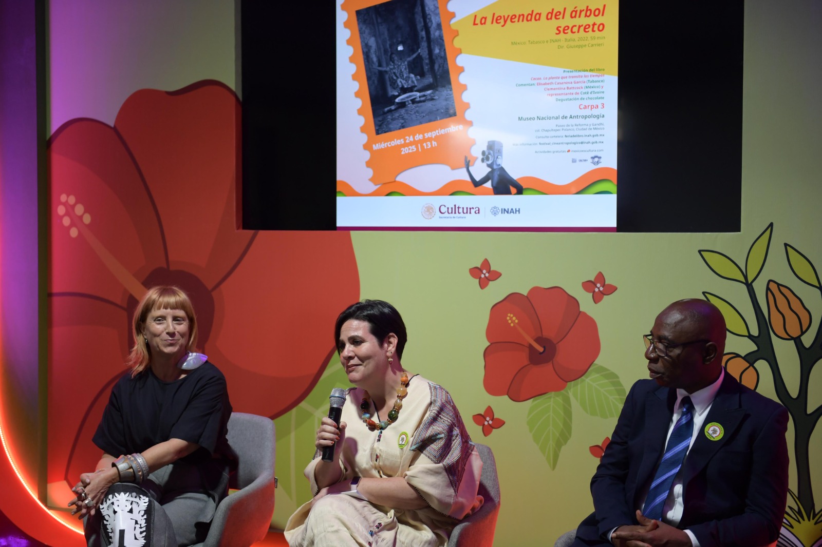 “La leyenda de Ix Bolon” deslumbra en la Feria Internacional del Libro de Antropología e Historia: Tabasco reafirma su raíz cultural.