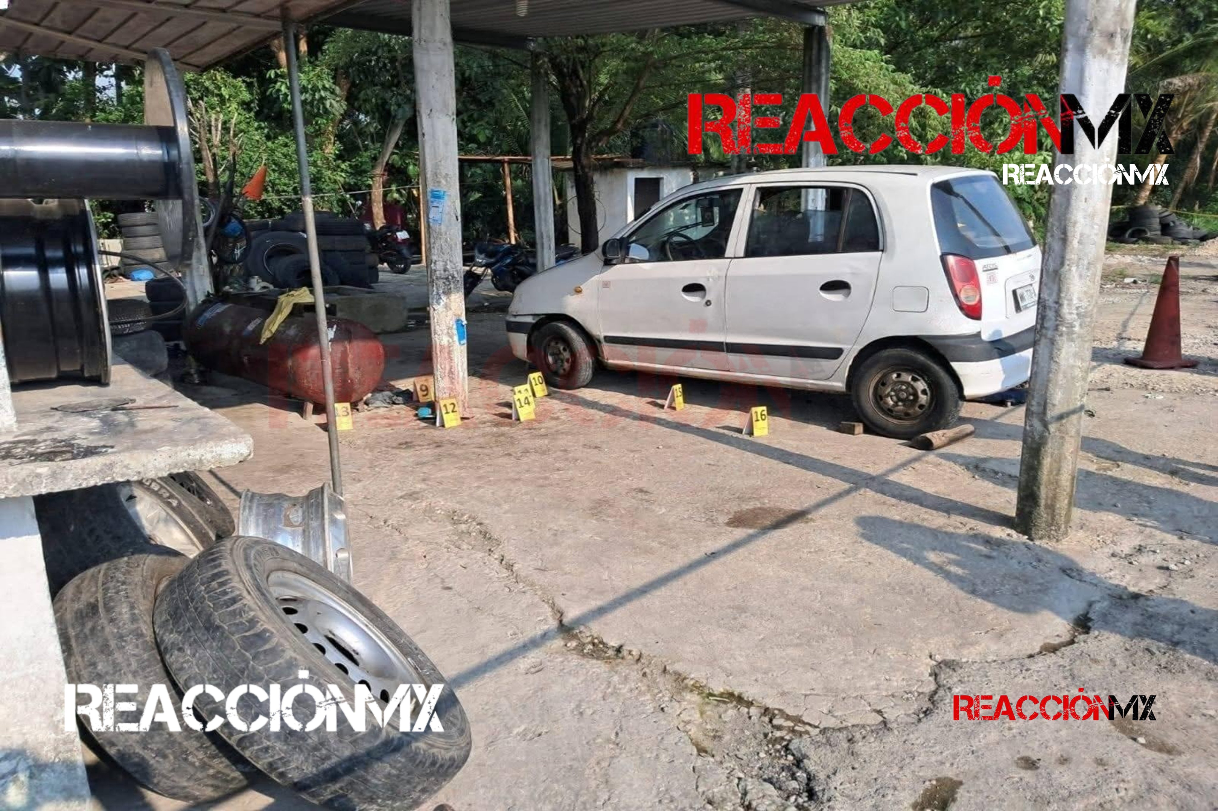 Balean y queman a un talachero en la Macuspana a Villahermosa.