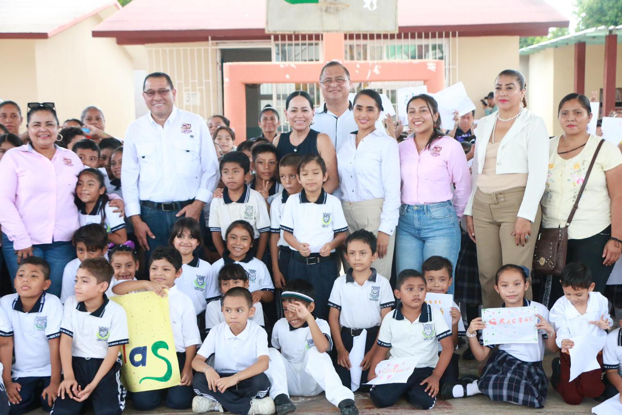 Fortalecimiento educativo en Centla: escuelas dignas y modernas para el aprendizaje integral.