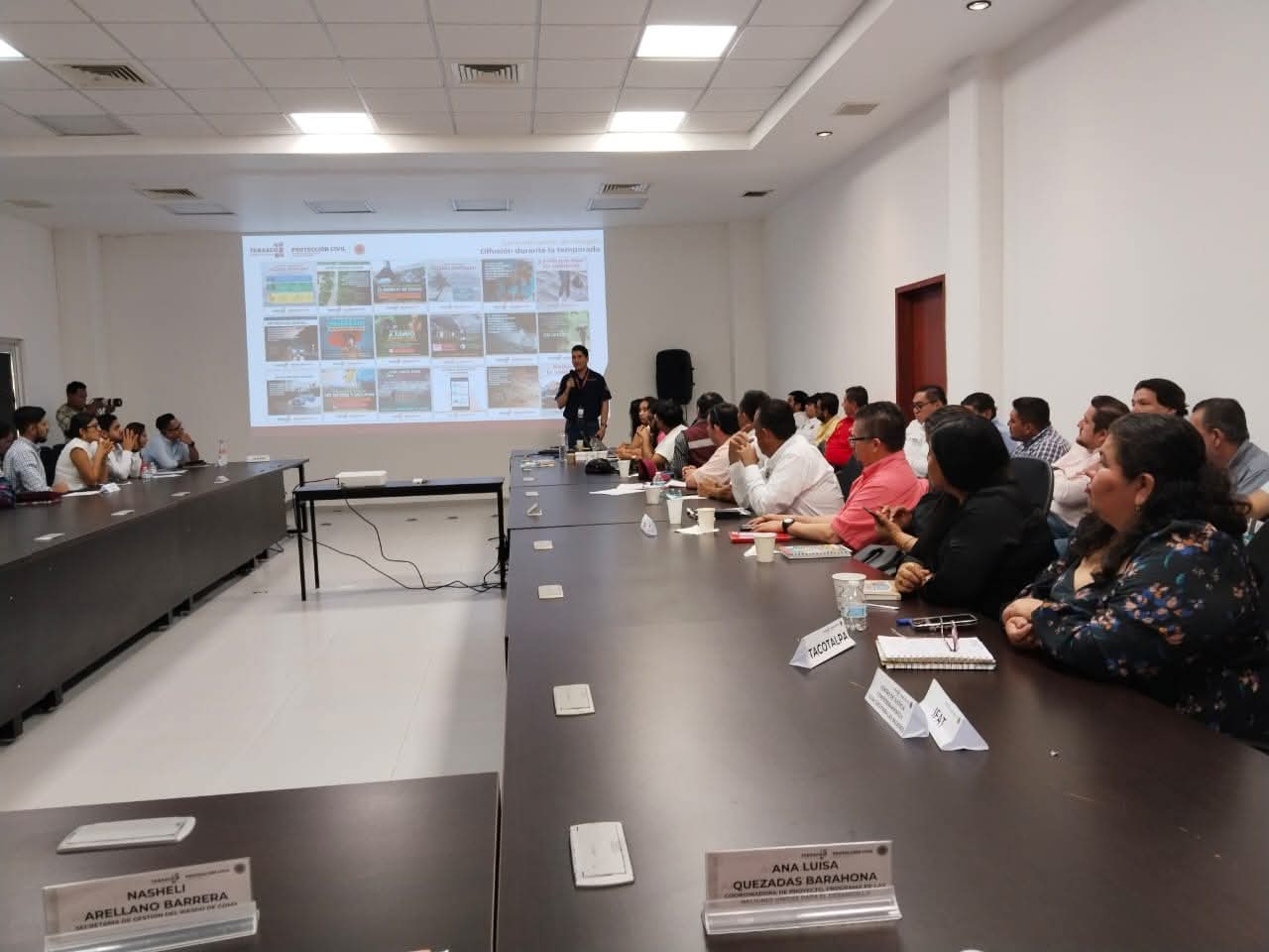 Gobierno de Huimanguillo fortalece capacidades en comunicación del riesgo y cultura de la prevención.