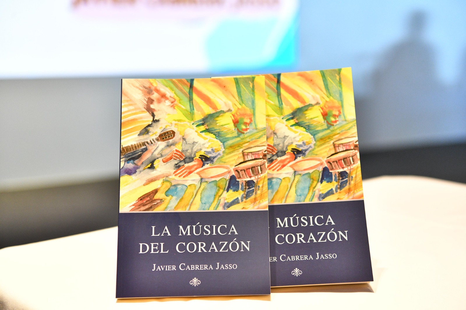 Se estrena Palacio de Gobierno como sede del XVIII Festival Cultural Ceiba con la presentación de ‘La música en el corazón’, libro de Javier Cabrera Jasso.