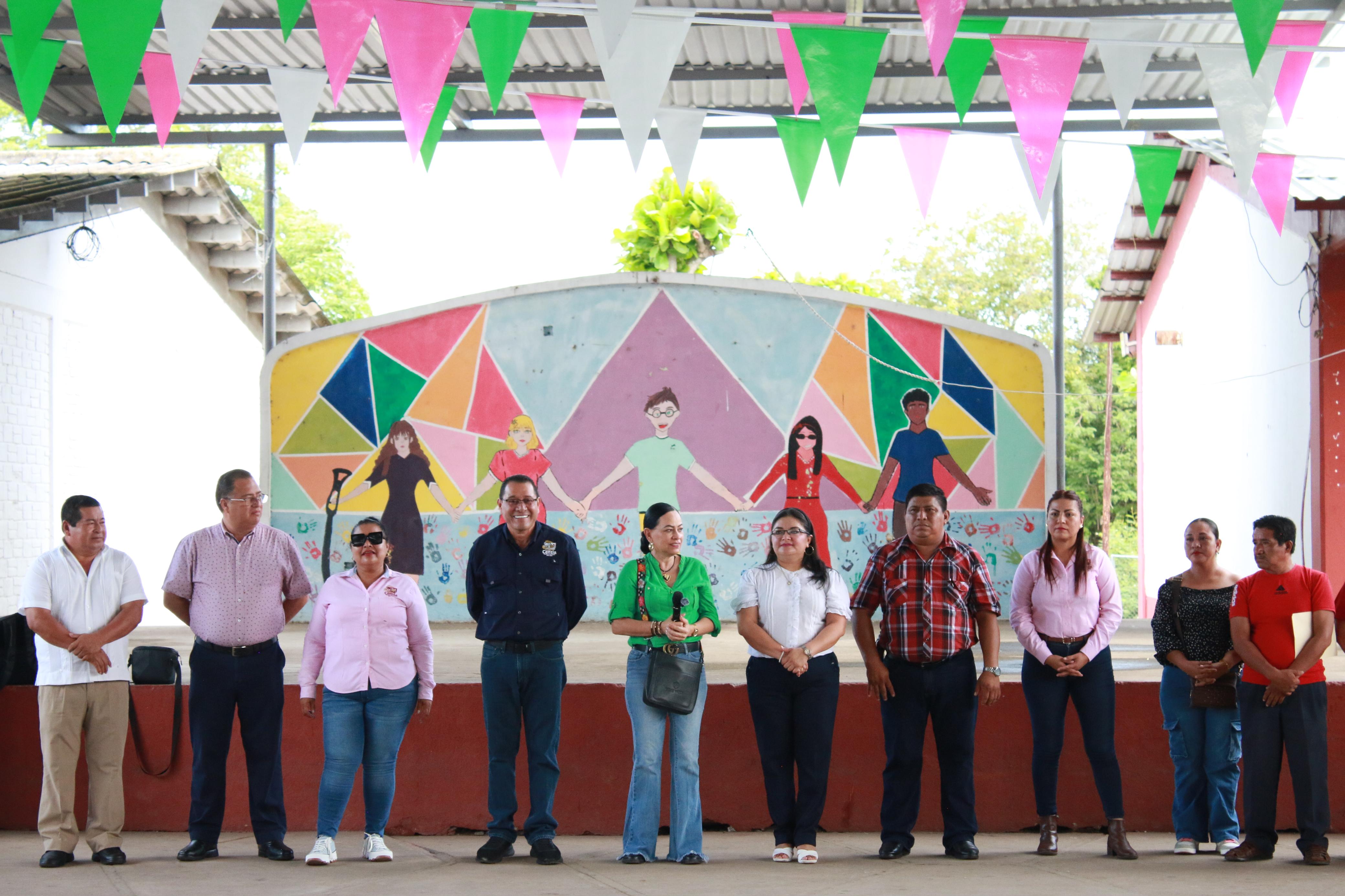 Refuerzan infraestructura educativa en Centla.