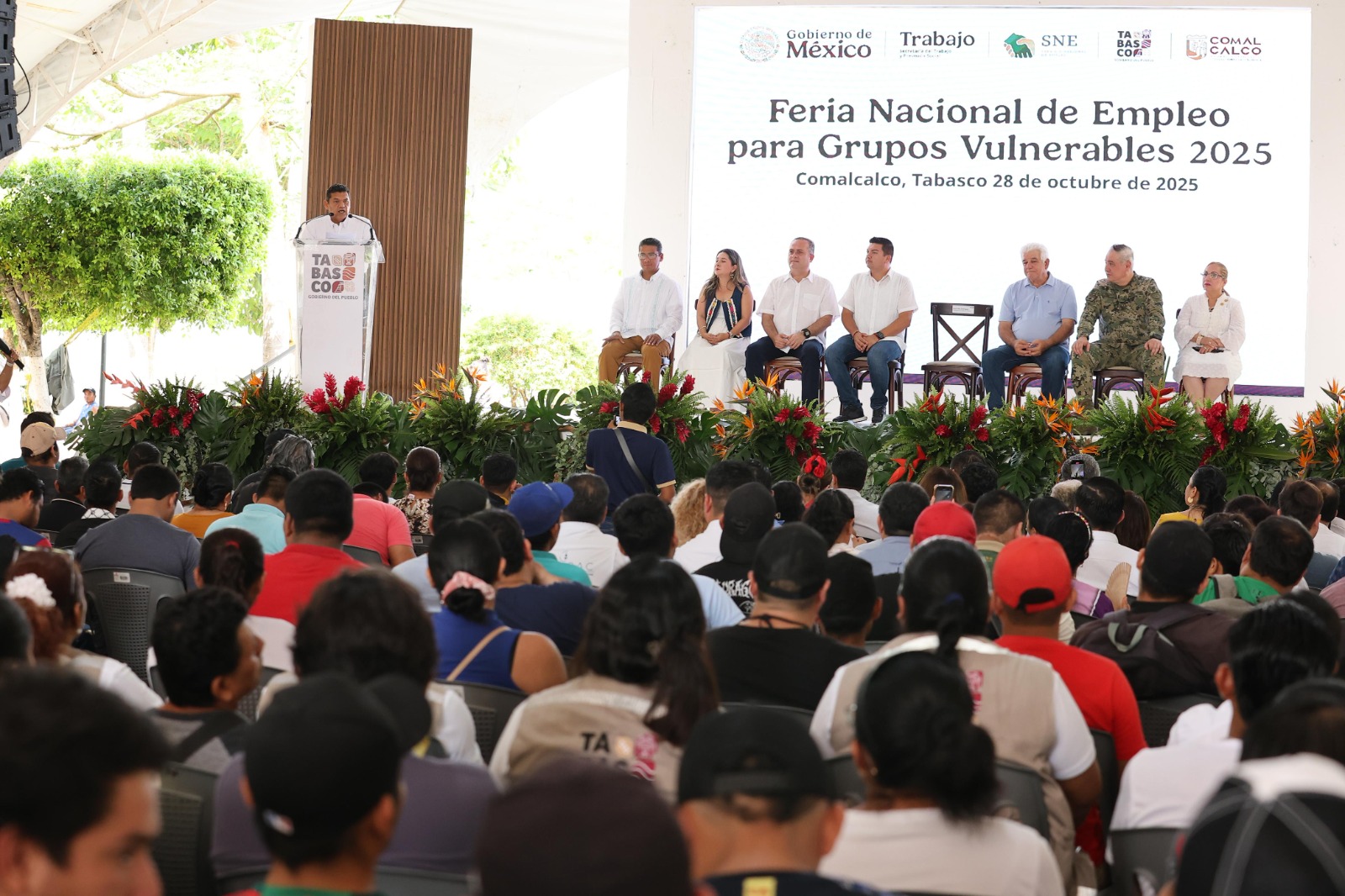 Reitera Gobierno del Estado compromiso en favor de la cultura de la inclusión; inaugura Javier May Feria Nacional de Empleo para Grupos Vulnerables 2025.