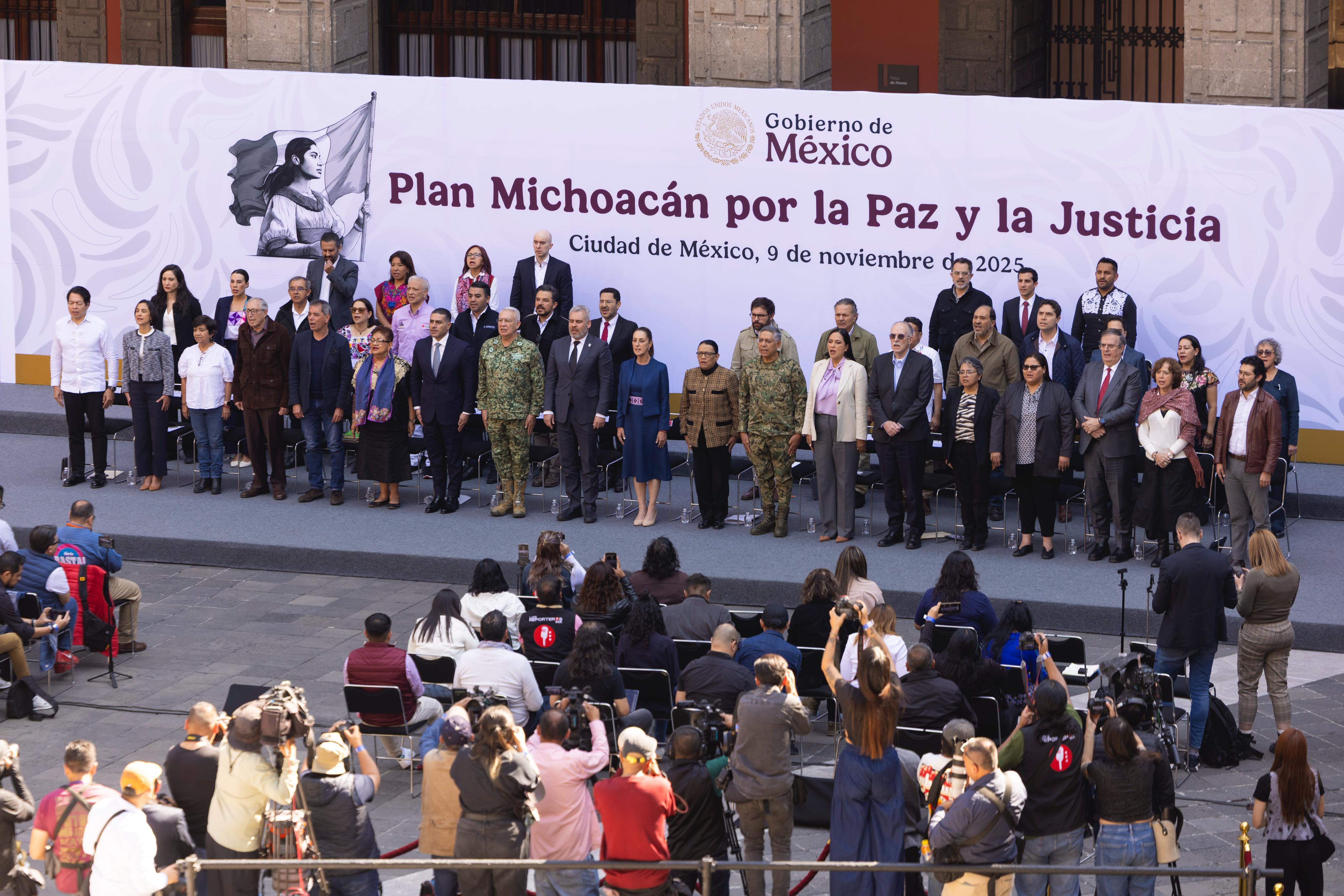 PRESIDENTA CLAUDIA SHEINBAUM PRESENTA LOS 12 EJES DEL PLAN MICHOACÁN POR LA PAZ Y LA JUSTICIA; CONTEMPLA 100 ACCIONES Y UNA INVERSIÓN DE MÁS DE 57 MIL MDP.