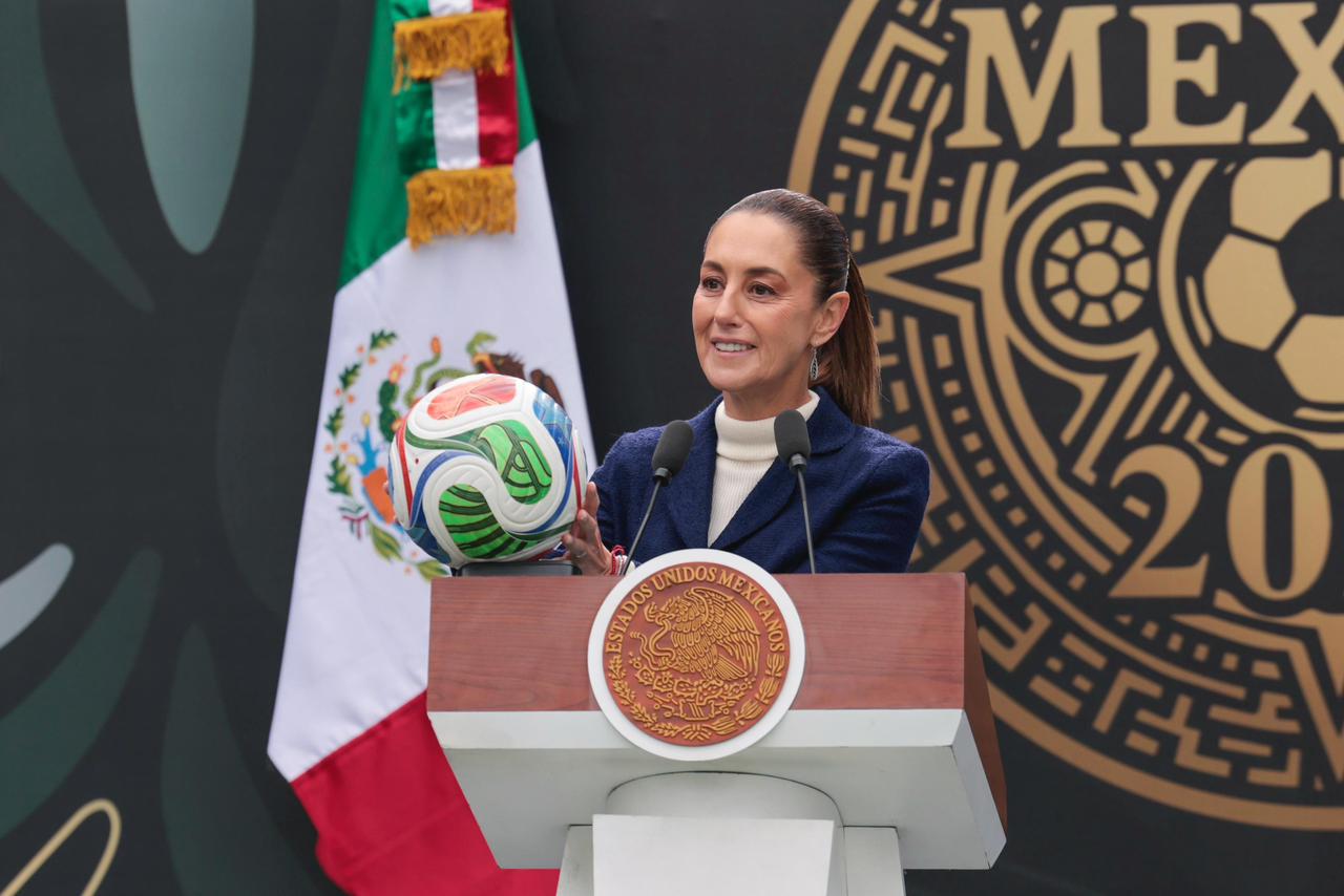 PRESIDENTA CLAUDIA SHEINBAUM PRESENTA LA COPA MUNDIAL FIFA 2026; “ES MOMENTO PARA COMPARTIRLE AL MUNDO LO QUE ES MÉXICO Y EL MOMENTO HISTÓRICO QUE VIVE”.