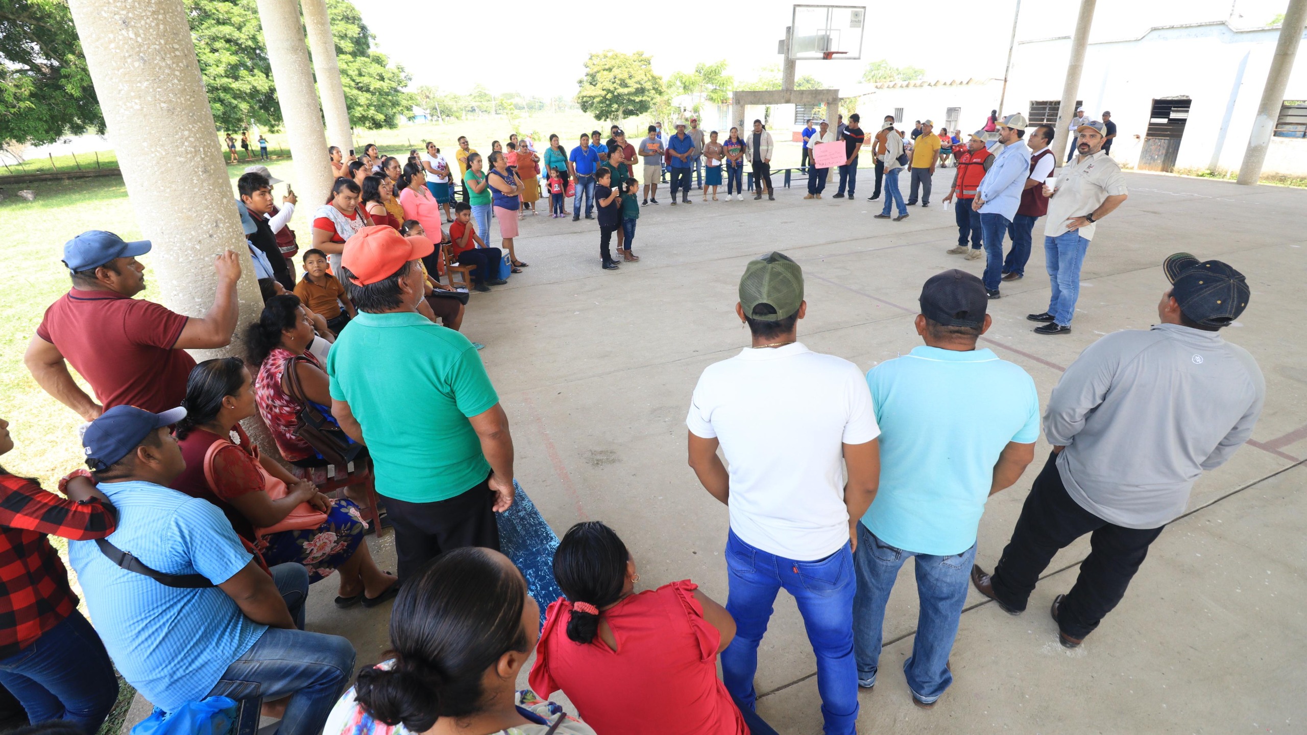 Brindan Caravanas acuáticas más de mil acciones de salud gratuitas en Centla y Jonuta.